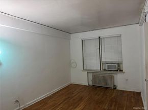 141-17 78 Rd 1O, Kew Garden Hills NY 11367