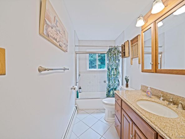 4 Court Street, Selden NY 11784
