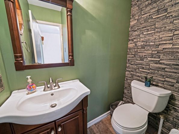 4 Court Street, Selden NY 11784