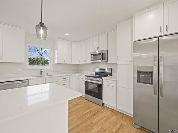 4 Forest Avenue, Port Jefferson Station NY 11776