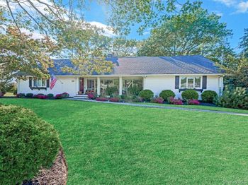 28 S Pinelake Drive