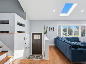 3 Fortune Lane, Jericho NY 11753