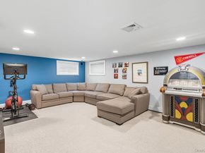 3 Fortune Lane, Jericho NY 11753