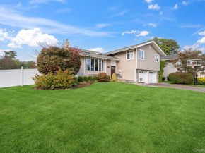 3 Fortune Lane, Jericho NY 11753