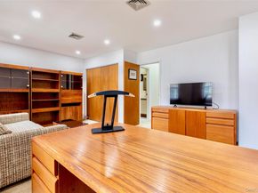 280 Franklin Avenue 11, Franklin Square NY 11010