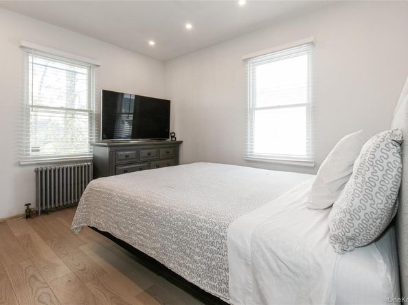 34 Avondale Street, Valley Stream NY 11581