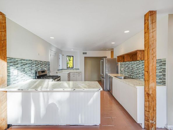 290 Montauk Highway, Southampton NY 11968