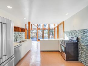 290 Montauk Highway, Southampton NY 11968