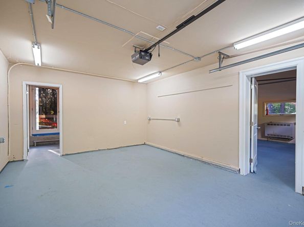 290 Montauk Highway, Southampton NY 11968