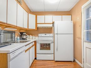 4 Florida Avenue, Copiague NY 11726