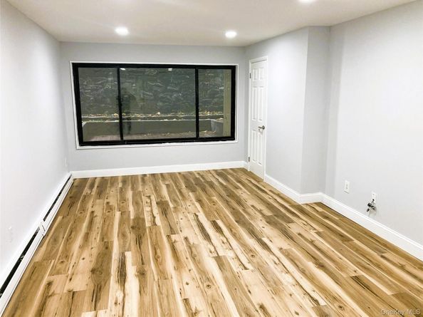 130 Colonial Parkway 1C, Yonkers NY 10710