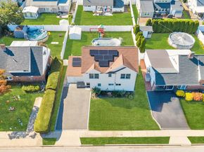 20 Bridge Lane, Hicksville NY 11801