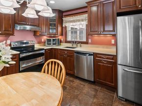 2880 Brookfield Drive, Yorktown Heights NY 10598