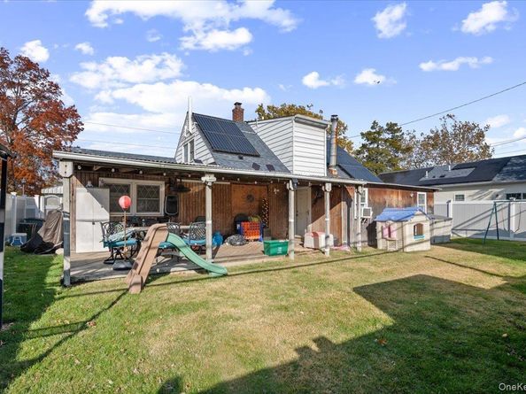 54 Hickory Lane, Levittown NY 11756