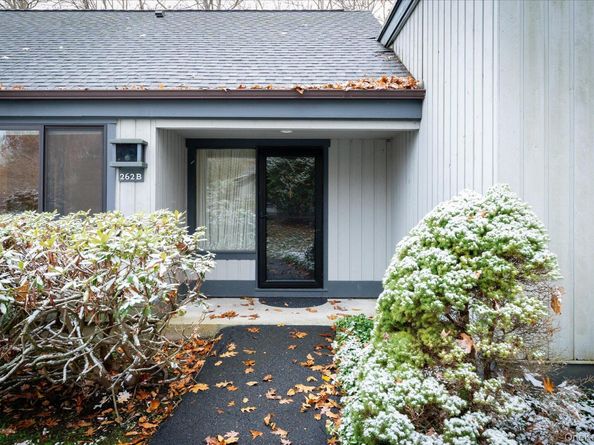 262 Heritage Hills B, Somers NY 10589