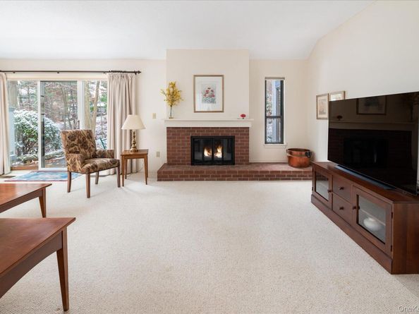 262 Heritage Hills B, Somers NY 10589