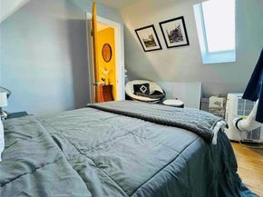 91-14 182nd Street, Hollis NY 11423