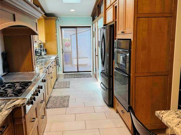 91-14 182nd Street, Hollis NY 11423