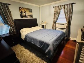 91-14 182nd Street, Hollis NY 11423