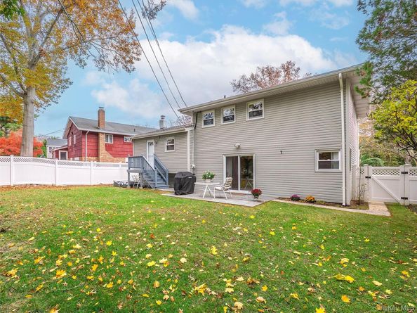 55 Driftwood Drive, Port Washington NY 11050