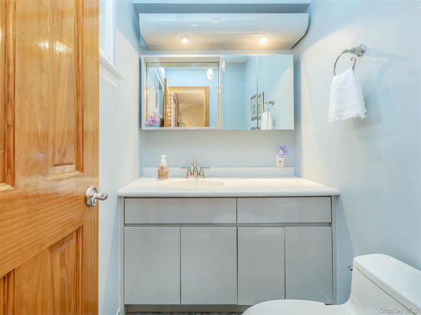 55 Driftwood Drive, Port Washington NY 11050