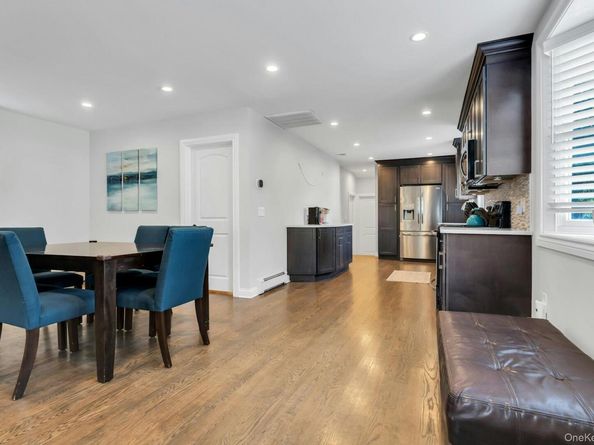 5 Cody Avenue, Glen Head NY 11545