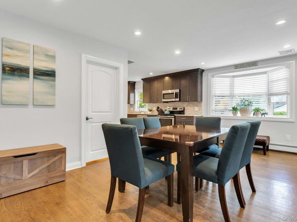 5 Cody Avenue, Glen Head NY 11545