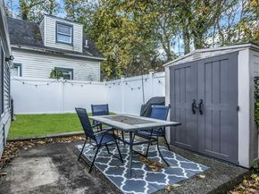 5 Cody Avenue, Glen Head NY 11545