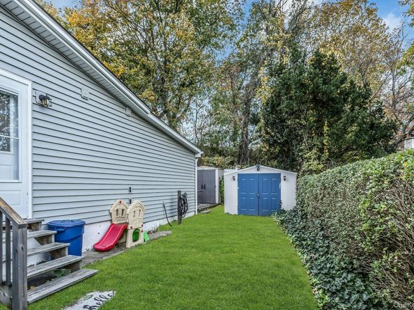 5 Cody Avenue, Glen Head NY 11545