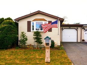 19 Dogwood Lane, Manorville NY 11949