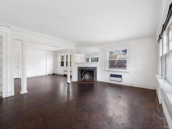 1 Glenwood Avenue, New Rochelle NY 10801