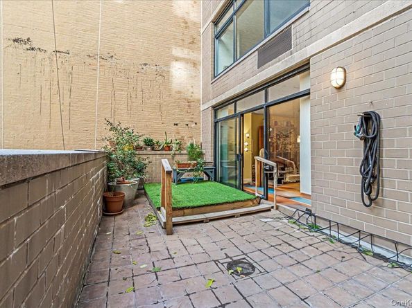 400 E 70th Street, New York (Manhattan) NY 10021