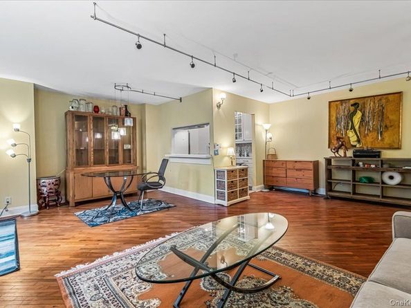 400 E 70th Street, New York (Manhattan) NY 10021