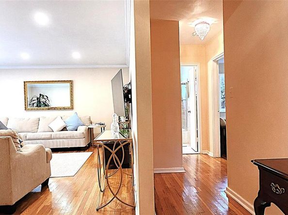 54 Lawrence Drive A, White Plains NY 10603