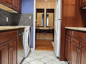 54 Lawrence Drive A, White Plains NY 10603