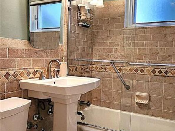 54 Lawrence Drive A, White Plains NY 10603