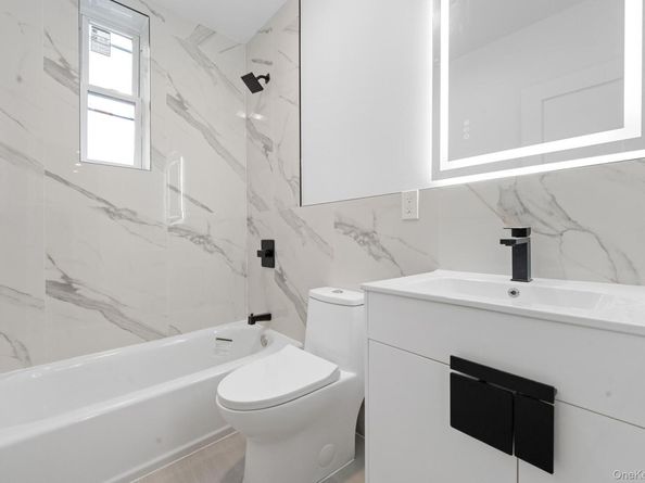 741 E 227th Street, Bronx NY 10466