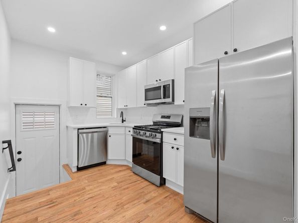 741 E 227th Street, Bronx NY 10466