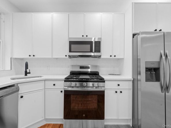 741 E 227th Street, Bronx NY 10466