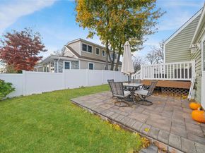 32 Beachwood Drive, Babylon NY 11702