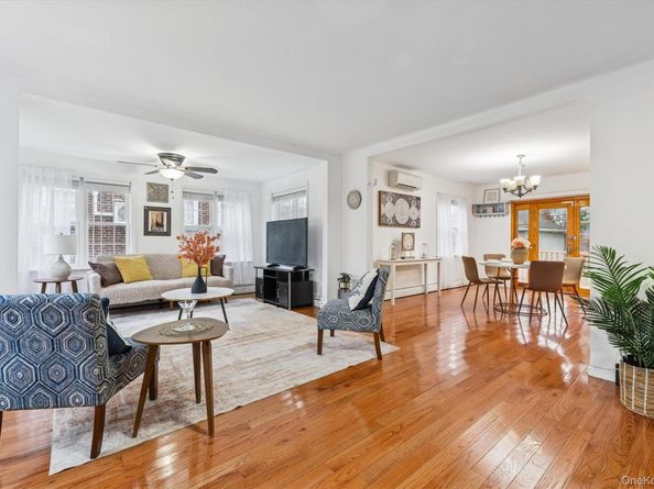 2934 161st Street, Flushing NY 11358