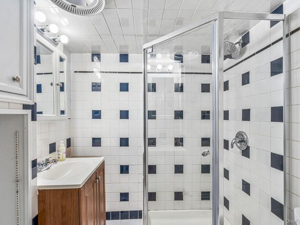 151-35 20th Road, Whitestone NY 11357