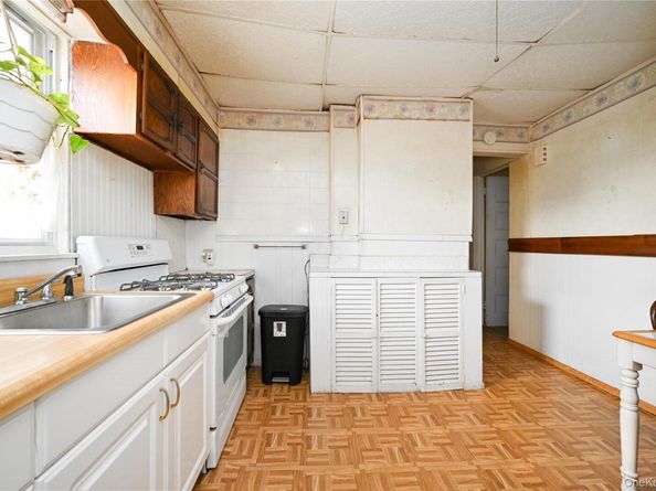 84-23 90 Street, Woodhaven NY 11421