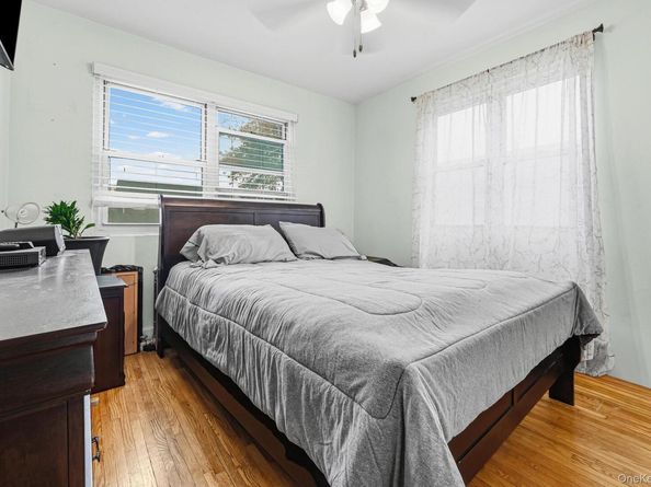 1807 Shipley 2, Valley Stream NY 11580