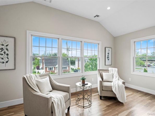 7 Cedar Avenue, Bethpage NY 11714