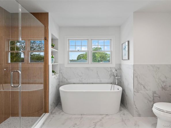 7 Cedar Avenue, Bethpage NY 11714