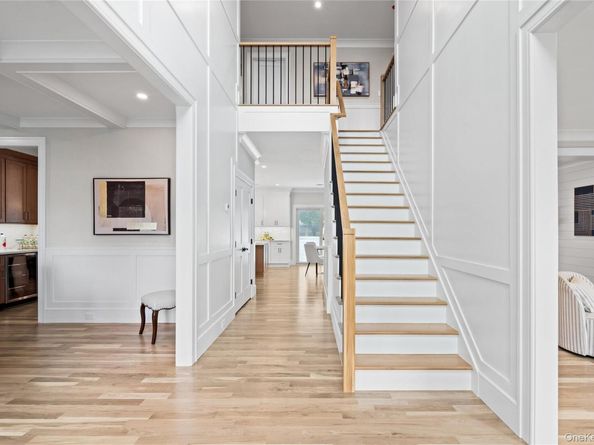 7 Cedar Avenue, Bethpage NY 11714