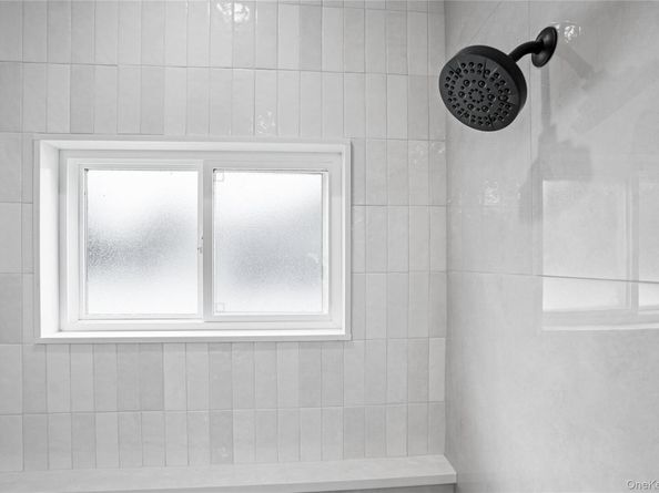 7 Cedar Avenue, Bethpage NY 11714