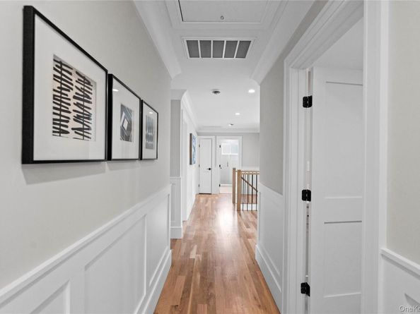 7 Cedar Avenue, Bethpage NY 11714