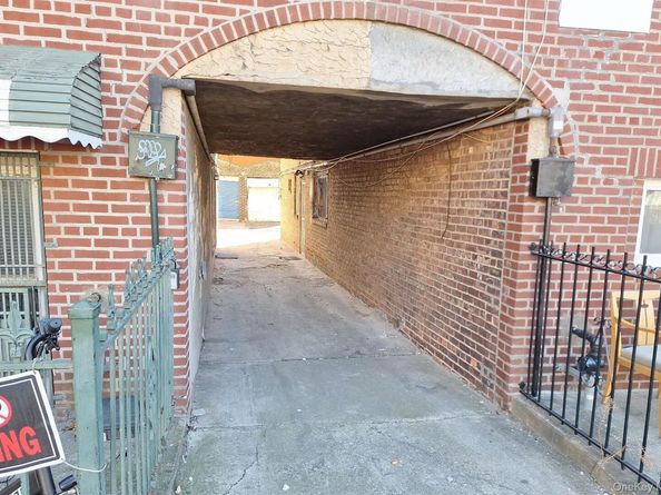 2012 Benedict Avenue, Bronx NY 10462